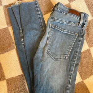 Abercrombie and Fitch Simone High Rise Jegging